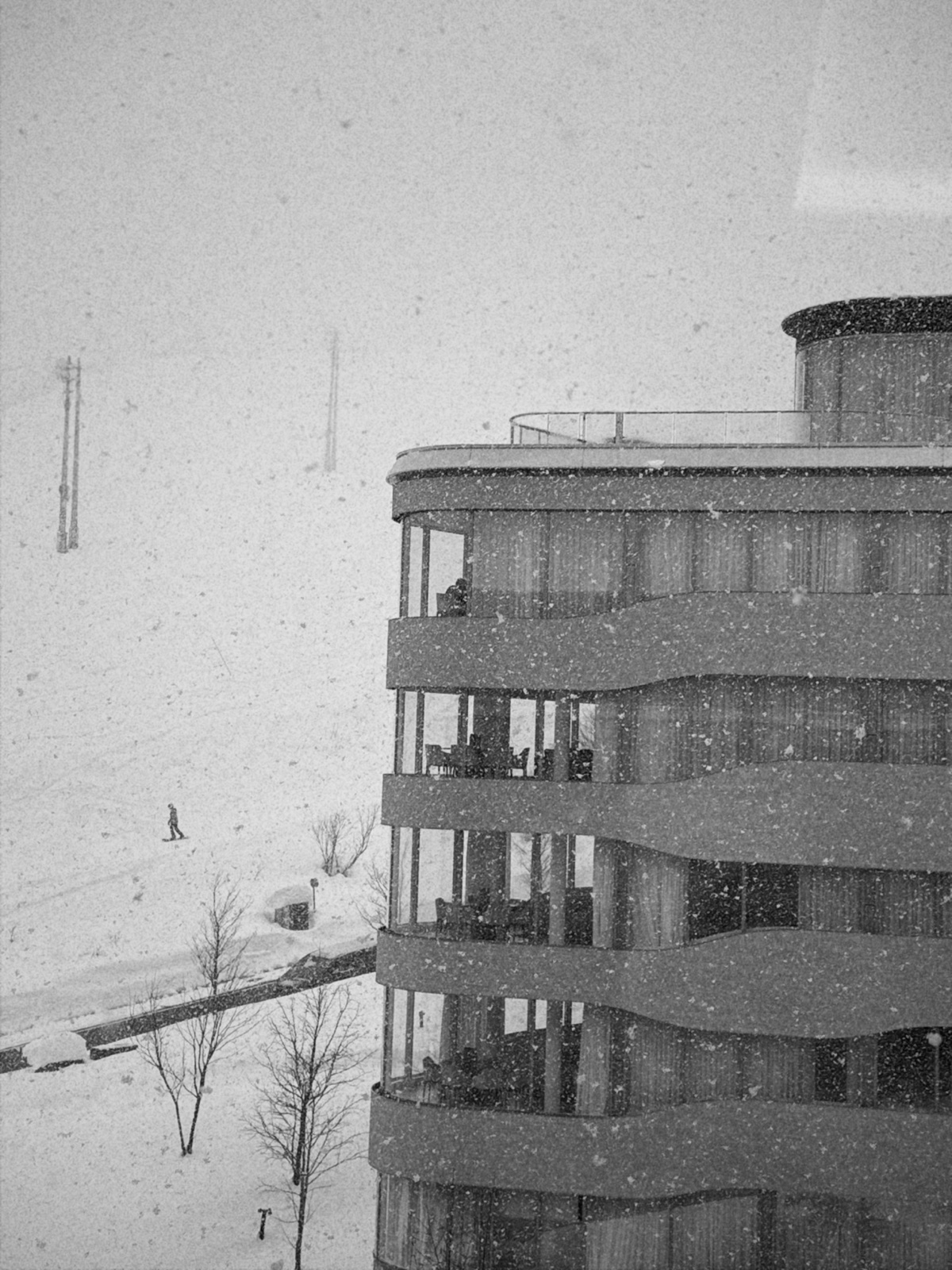 Niseko in winter, Hokkaido, Japan, photographed by Lee Hnetinka